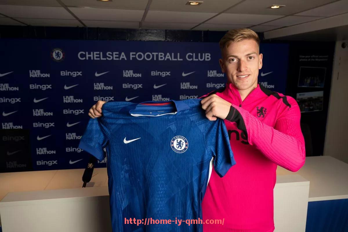 球盟会官网-世俱杯场内外广告展示位置的划分标准与效果评估